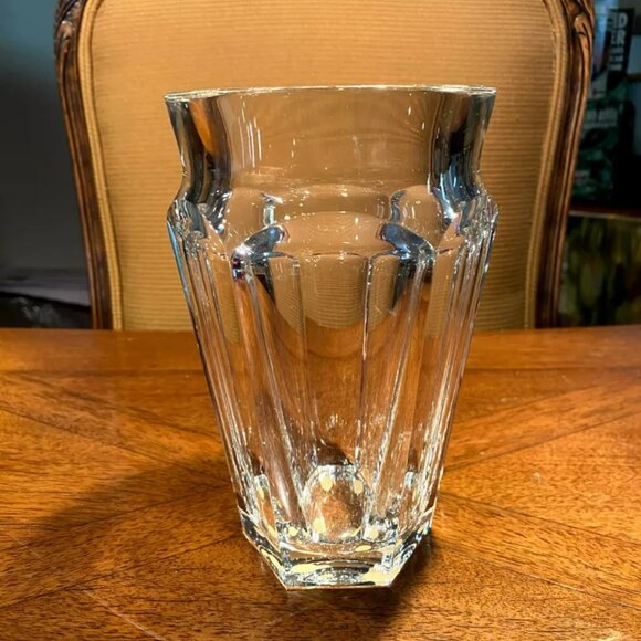 Vintage Baccarat Fine Crystal Bucket Vase 6-1/2โ Tall, 4-1/4โ Dia. - Picture 1 of 7